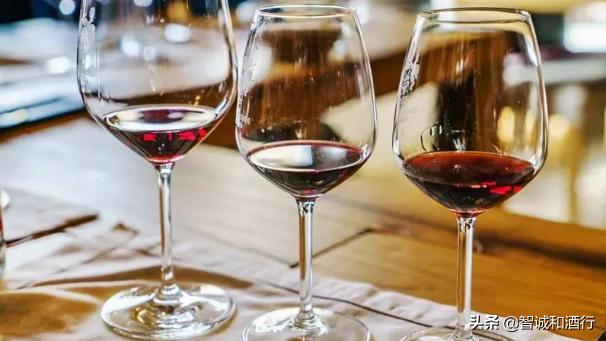 葡萄酒什么时间喝最好喝多少,葡萄酒怎么喝才好喝