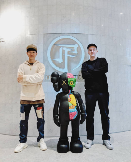 yeezy几百块,一双yeezy正品椰子鞋多少钱