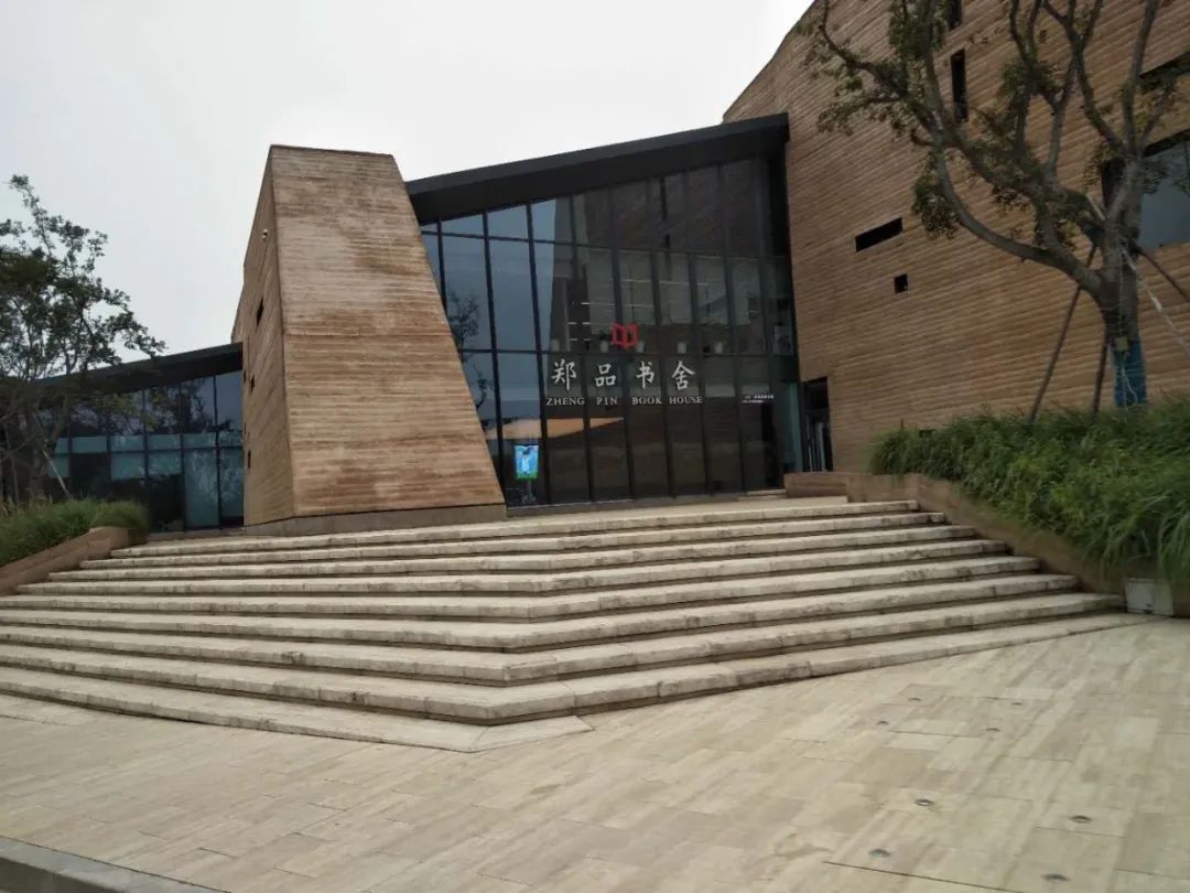 建业组织建业足球小镇一日游,建业足球小镇附近玩的地方