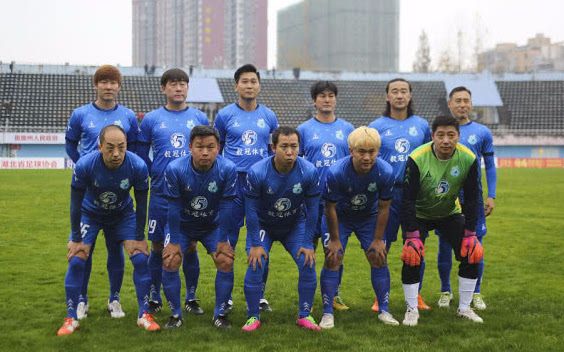 大将之风!广州传奇被飞铲,赛后回应:为了比赛,对方不是故意的