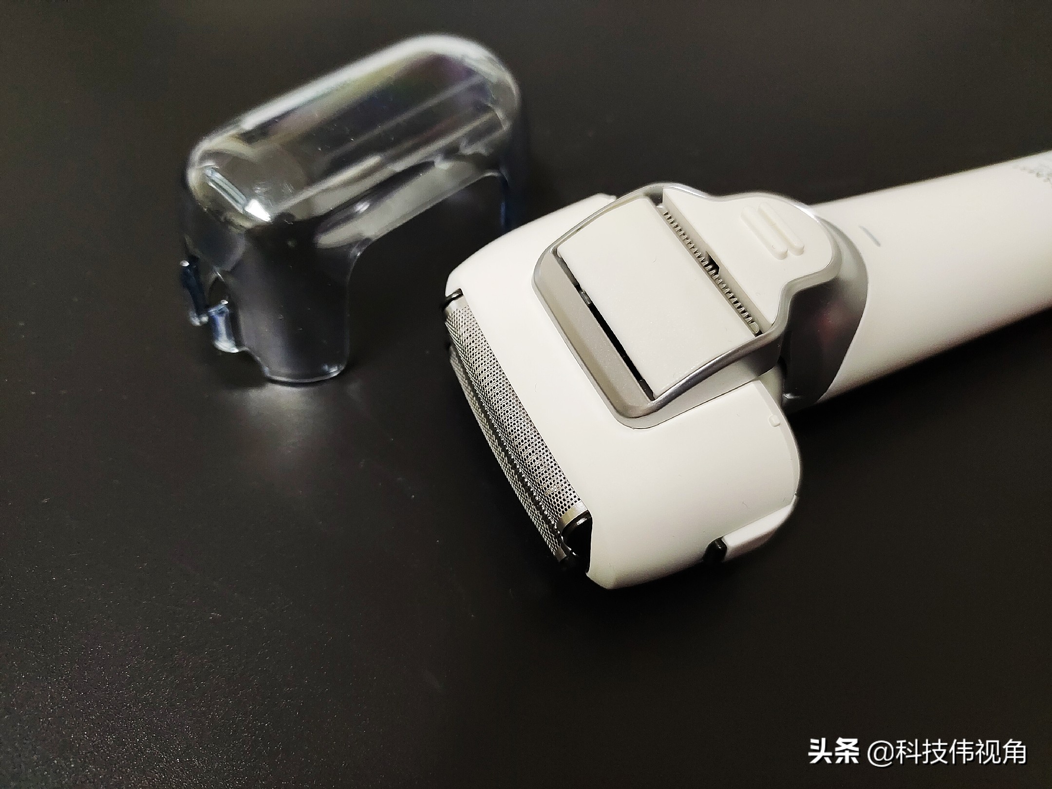 松下剃须刀小锤子2.0升级款测评,松下剃须刀9系和大锤子哪个好用