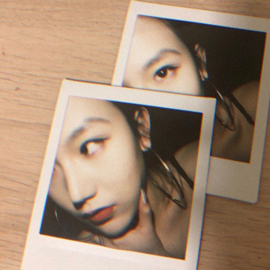 七月念“雀”,意思是七月像小鸟一样飞走了