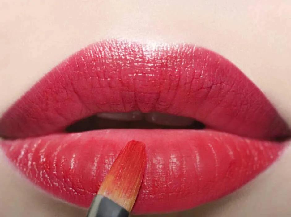 一只口红看疫情下的经济