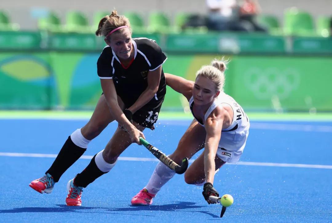 曲棍球算小球么,曲棍球玩法花式