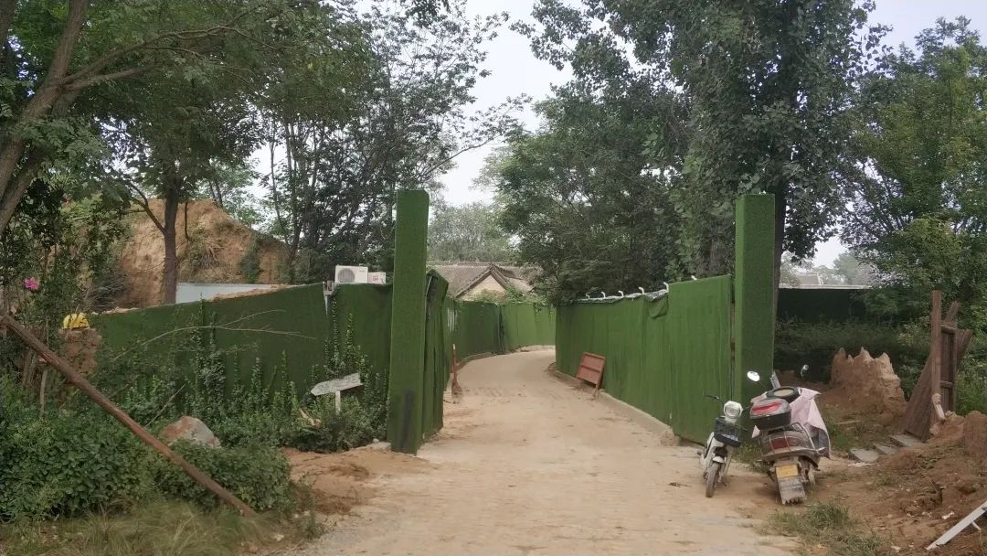 建业足球小镇现在重修状况,建业足球小镇现状