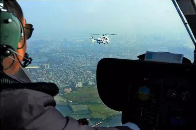 广东“教父”地下王国覆灭,*毒冰**产量占全国三分之一……