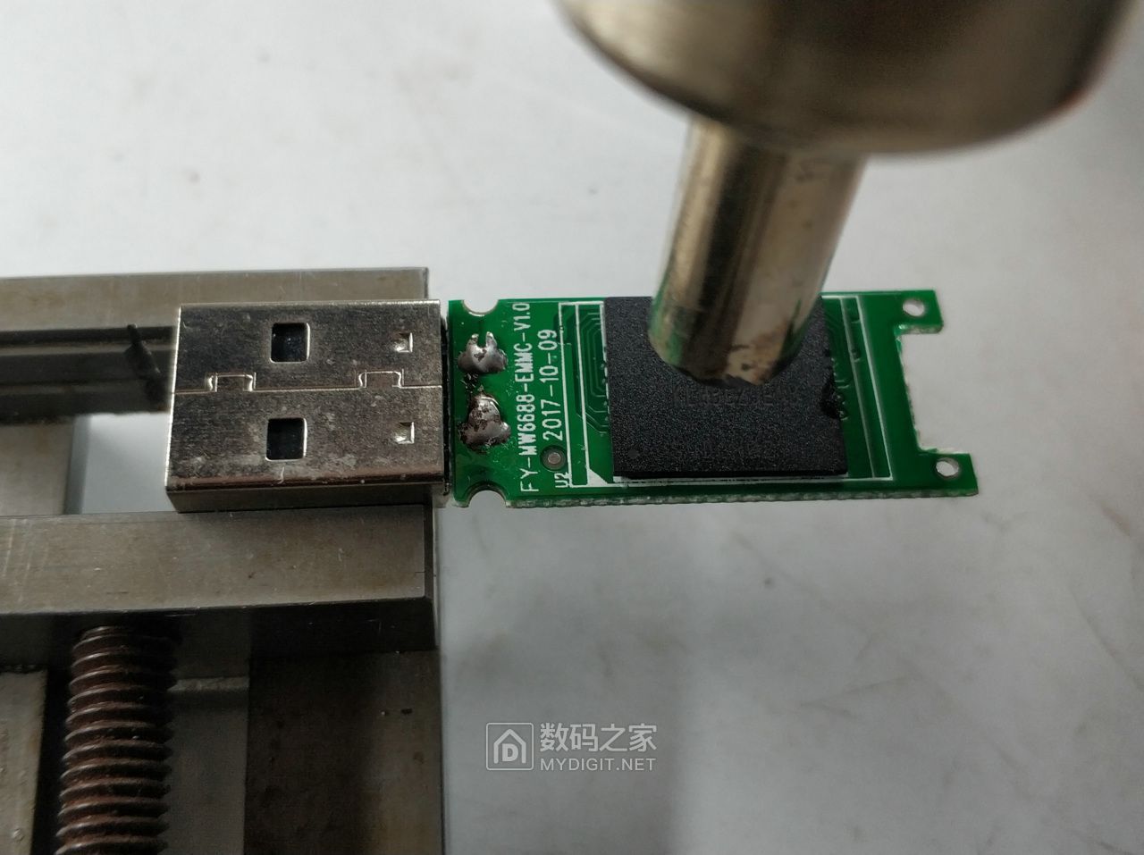新手挑战BGA焊接，利用报废的手机EMMC字库改成U盘