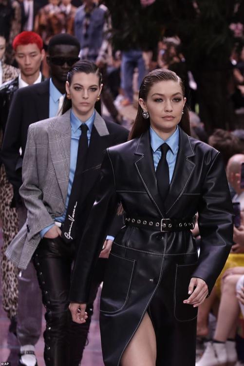 范思哲奢侈品牌排名,范思哲2015高定