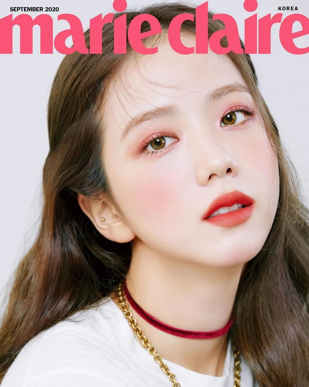 从BP小糊咖到Dior千金,Jisoo的脸越来越值钱了