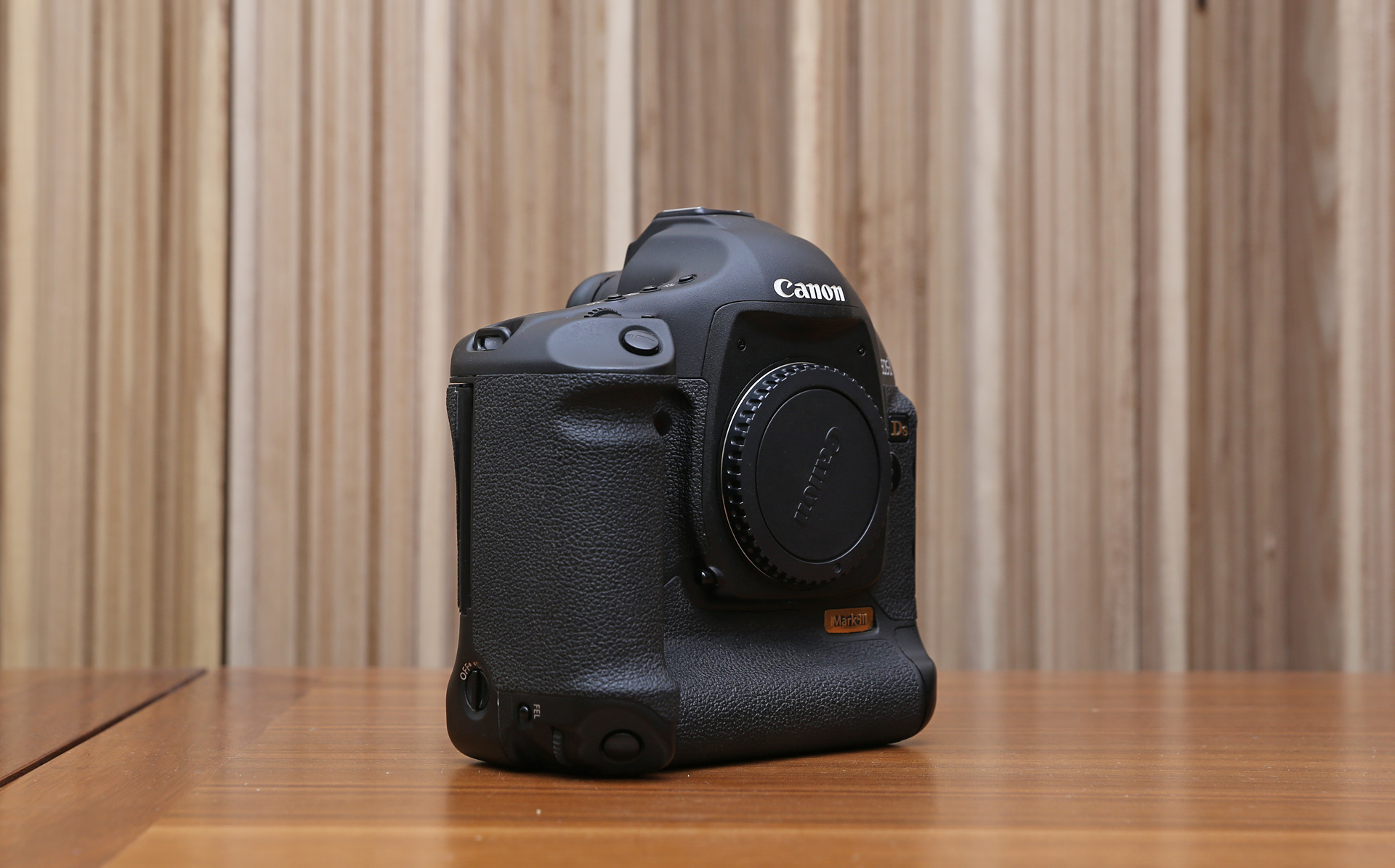 佳能1dsmark3还值得买吗,ds时代