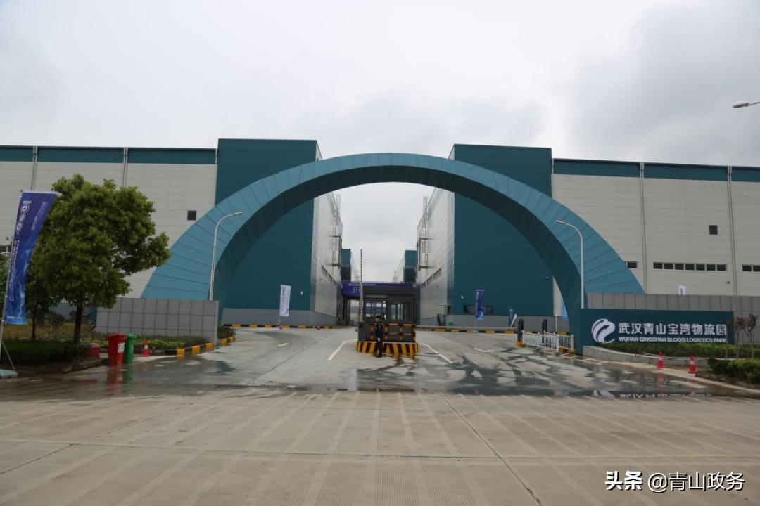 无人机仓储机器人,无人机仓储巡检