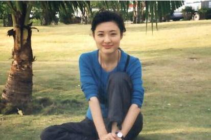 赵薇蒋雯丽长相分析,蒋雯丽比赵薇大10岁