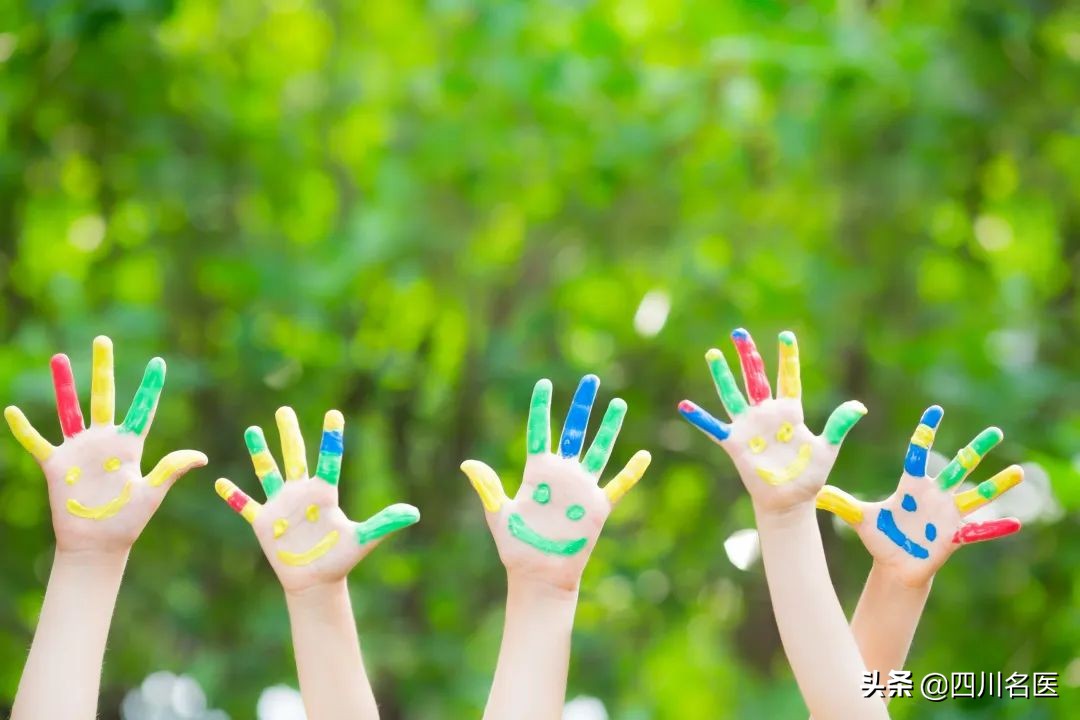 男子打喷嚏肺炸了,男子咳嗽肺炸了