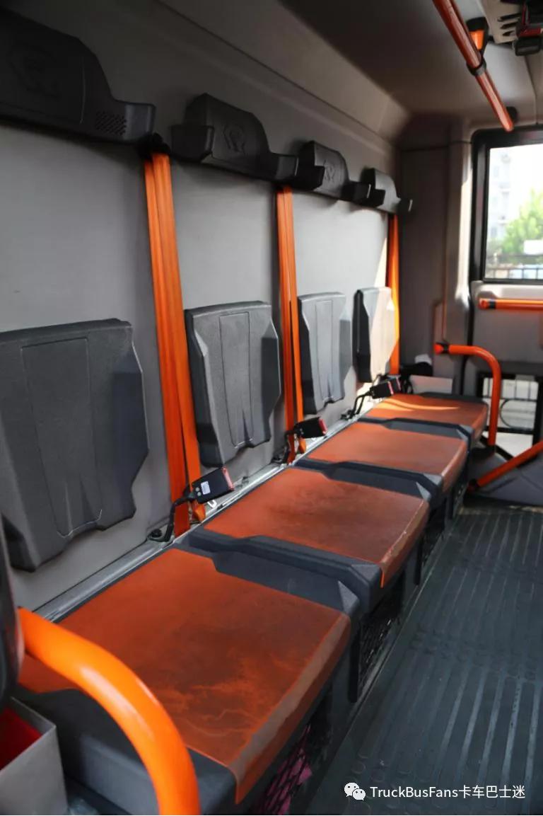 北京特色！奔驰Atego底盘的卢森宝亚AT3城市主战