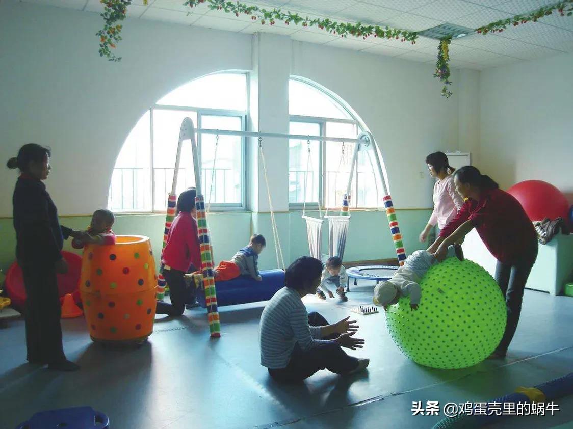 郑州星儿特殊儿童康复中心,星儿的康复训练家长该如何配合