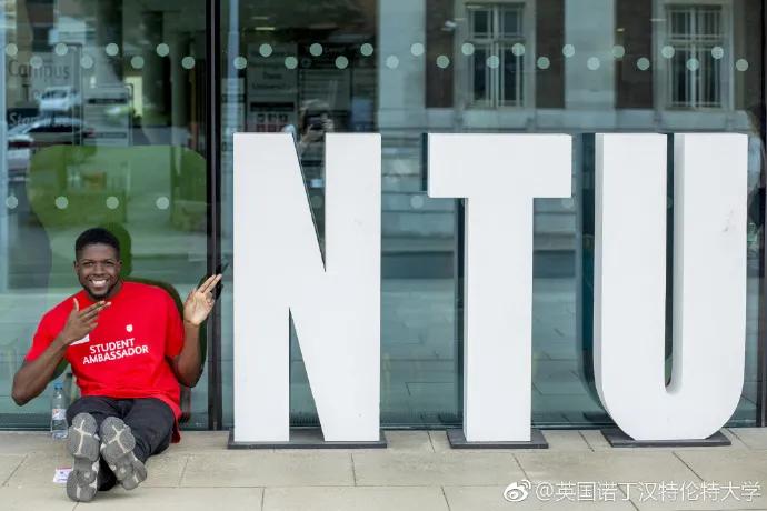 英国留学奢侈品管理专业好申请吗,英国奢侈品管理专业一年费用