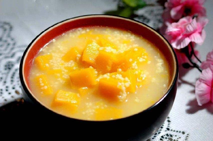 每天喝小米粥可以达到养胃的作用,如何熬小米粥养生