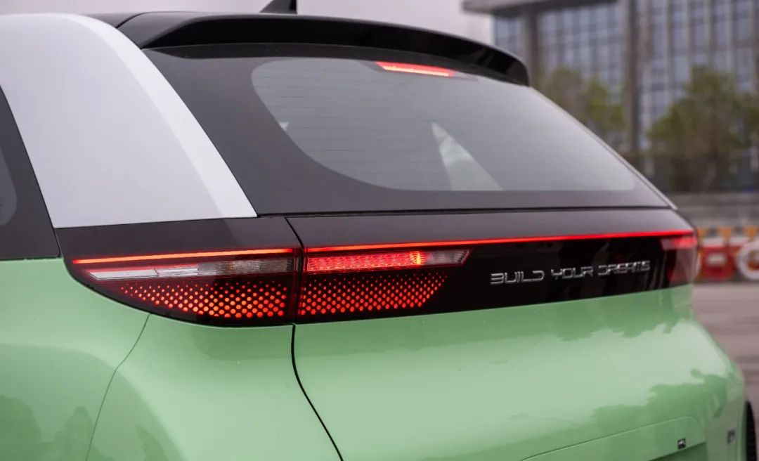 买车来跑滴滴划算还是租车划算呢,出行打滴滴划算还是自己买车划算