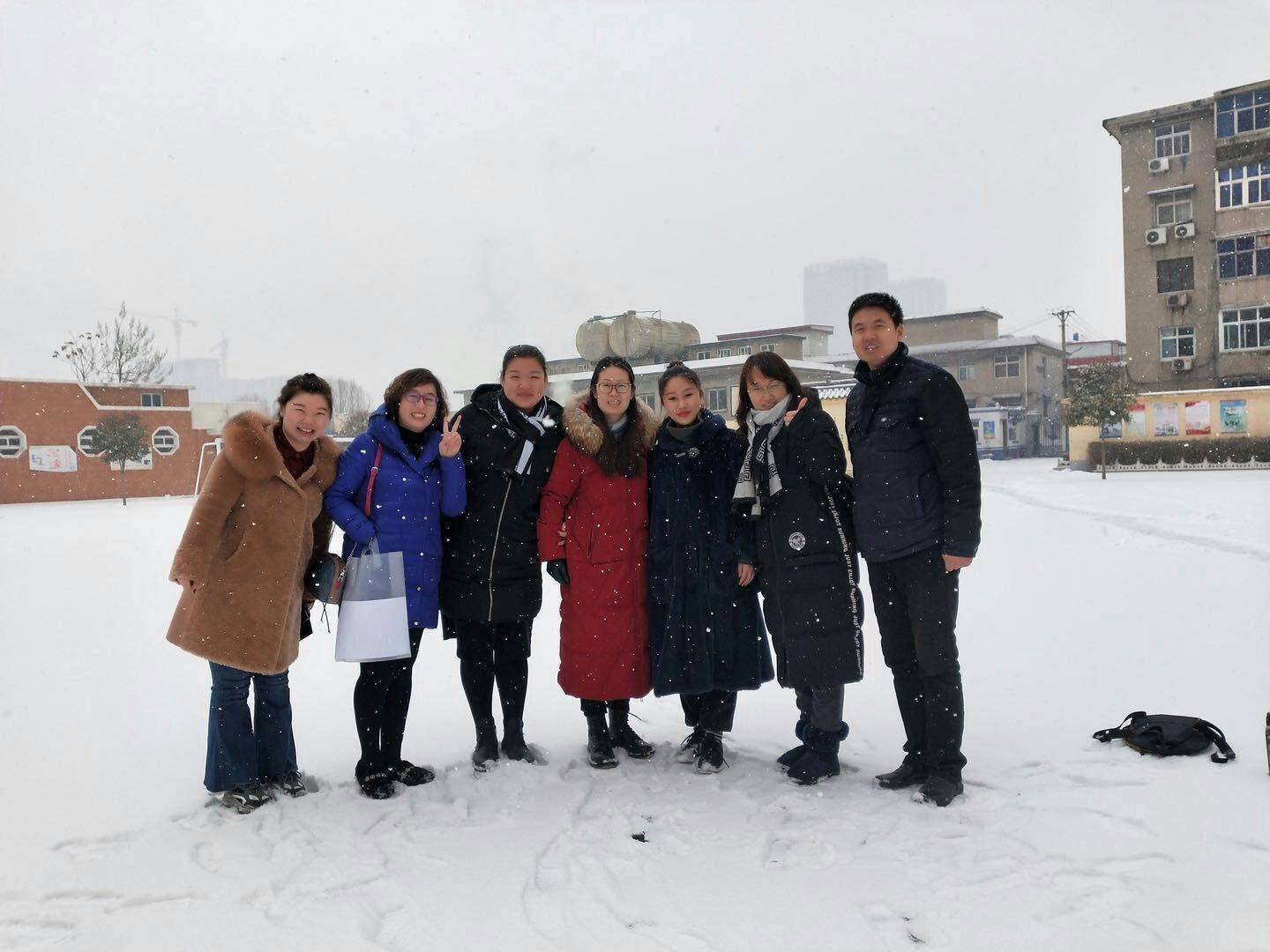 灏忓缁忓吀璇佃娲诲姩鍦嗘弧钀藉箷,灏忓瀹岀編鏀跺畼鍥炲繂鎴愰暱鍘嗙▼