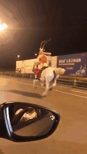 托马斯旋转搞笑名场面,倒立酷炫托马斯回旋