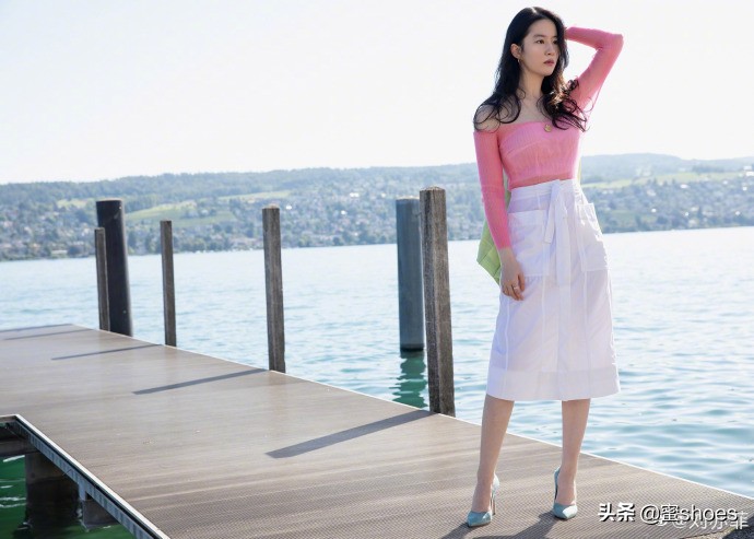 toryburch汤丽柏琦mcgraw辨真假,承包半个娱乐圈的鞋