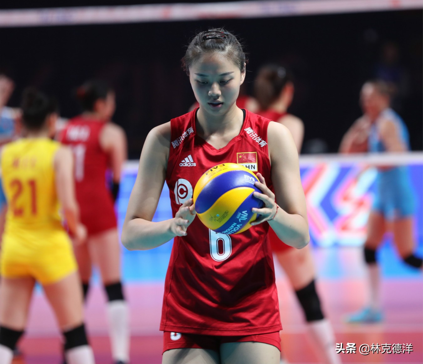 因“左”得福:从右改左的她在新的位置更令人期待