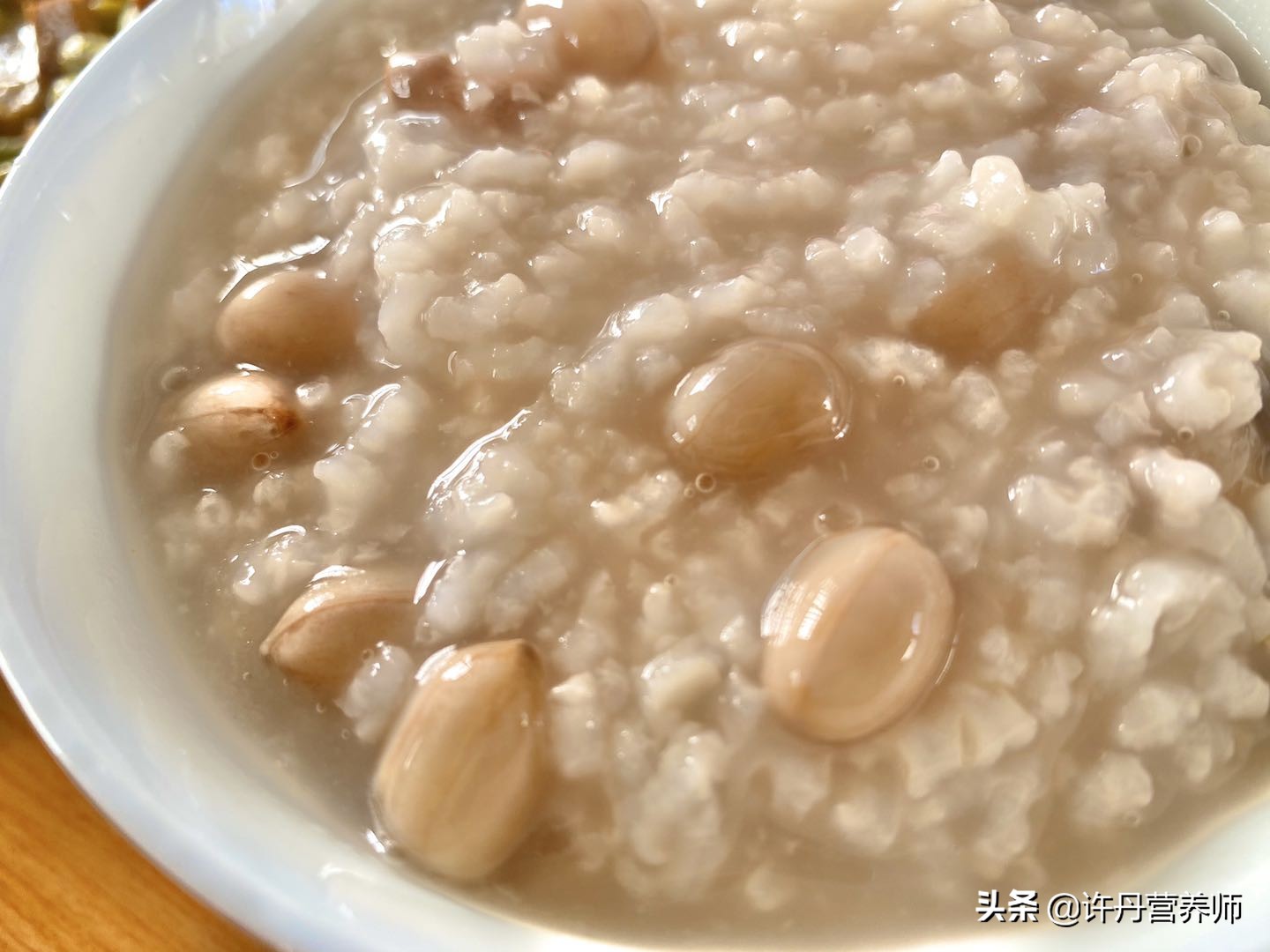 宝妈4个月奶量突然变少了,四个月宝妈怎么追奶