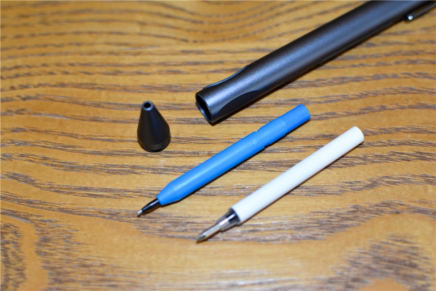 告别老妈唠叨，阿巴町学生护眼笔P1成为书写小管家