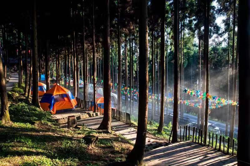 广源避暑休闲村好玩吗,广源避暑休闲村海拔