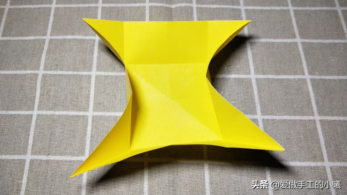 可爱的小熊手环简单手工,小兔子手环手工教程