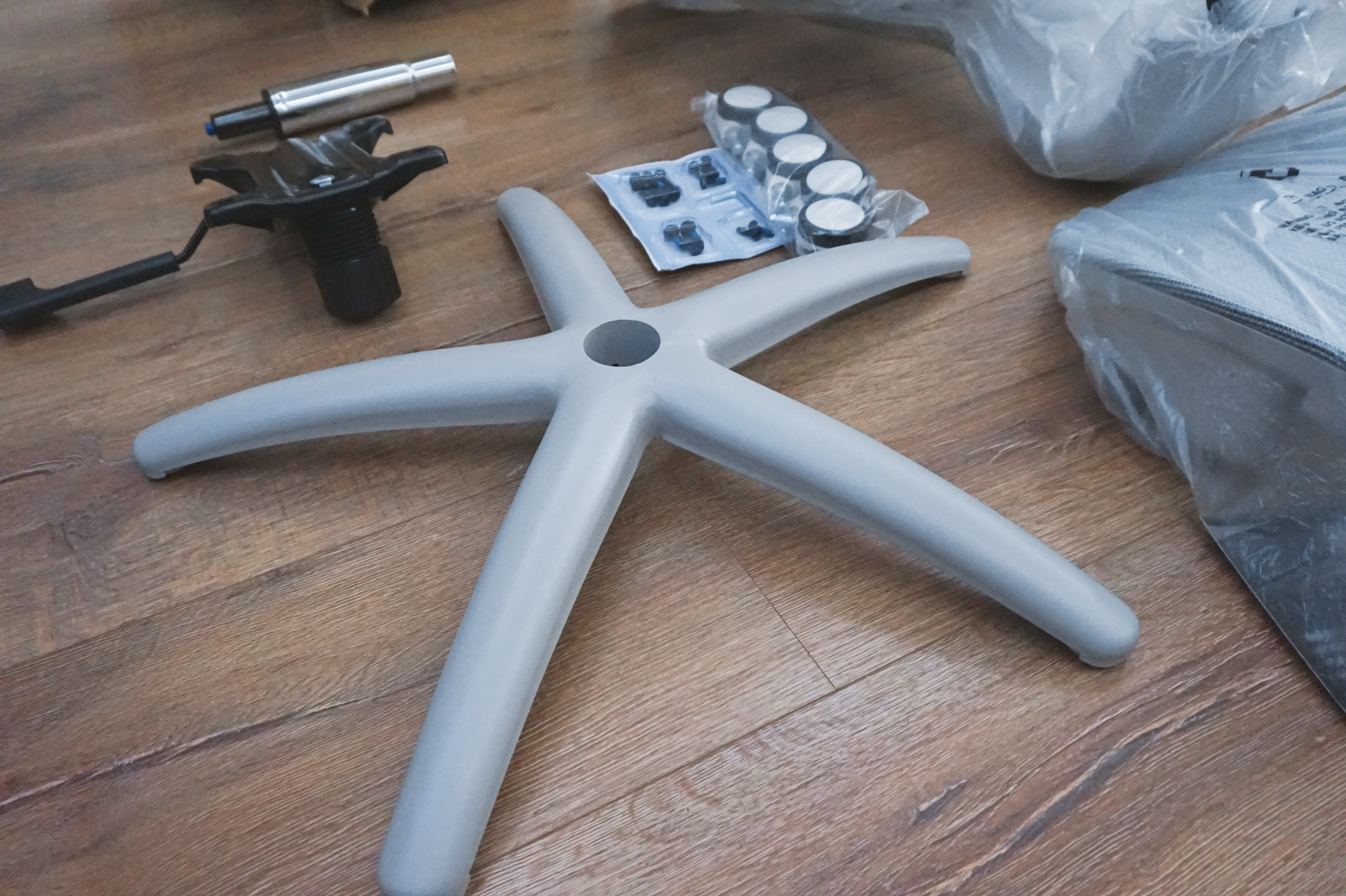 一千元可以从小用到大的人体工学椅，达宝利S10开箱体验