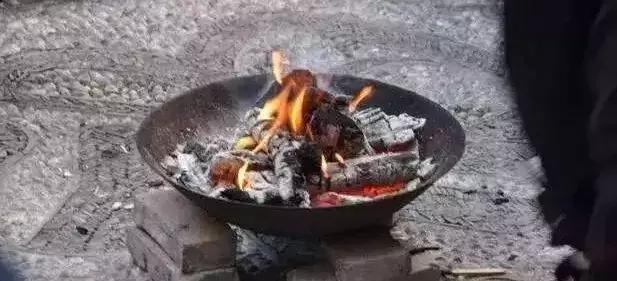 开水烫伤应急处理方法有哪些,开水烫伤怎么处理最有效的方法