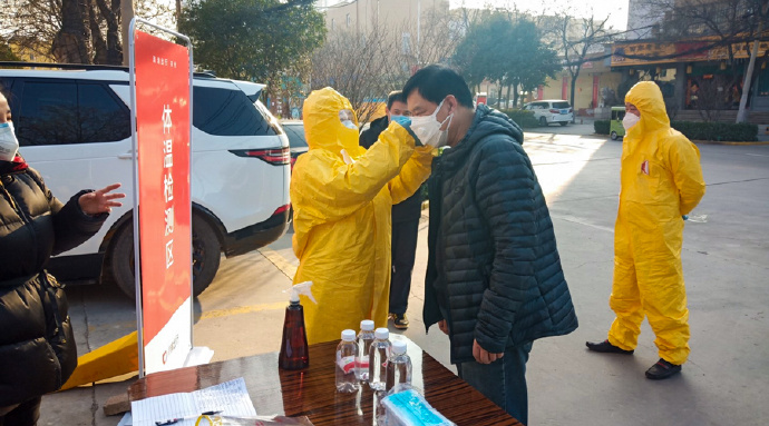 滴滴网约车装口罩,滴滴将在网约车内加装隔离膜