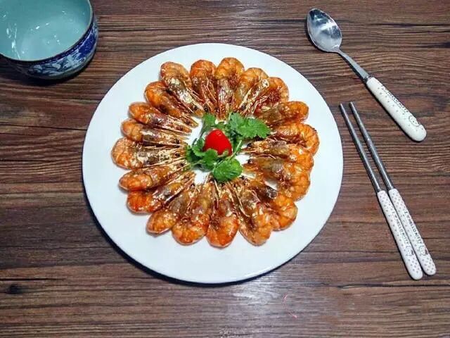 做虾前虾线去掉影响口感不,大厨去虾线