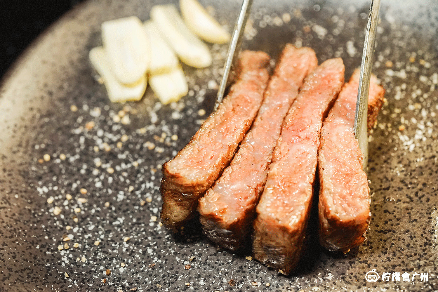 2年有3000条五星好评，6个月前登上必吃榜，这家店膨胀了……