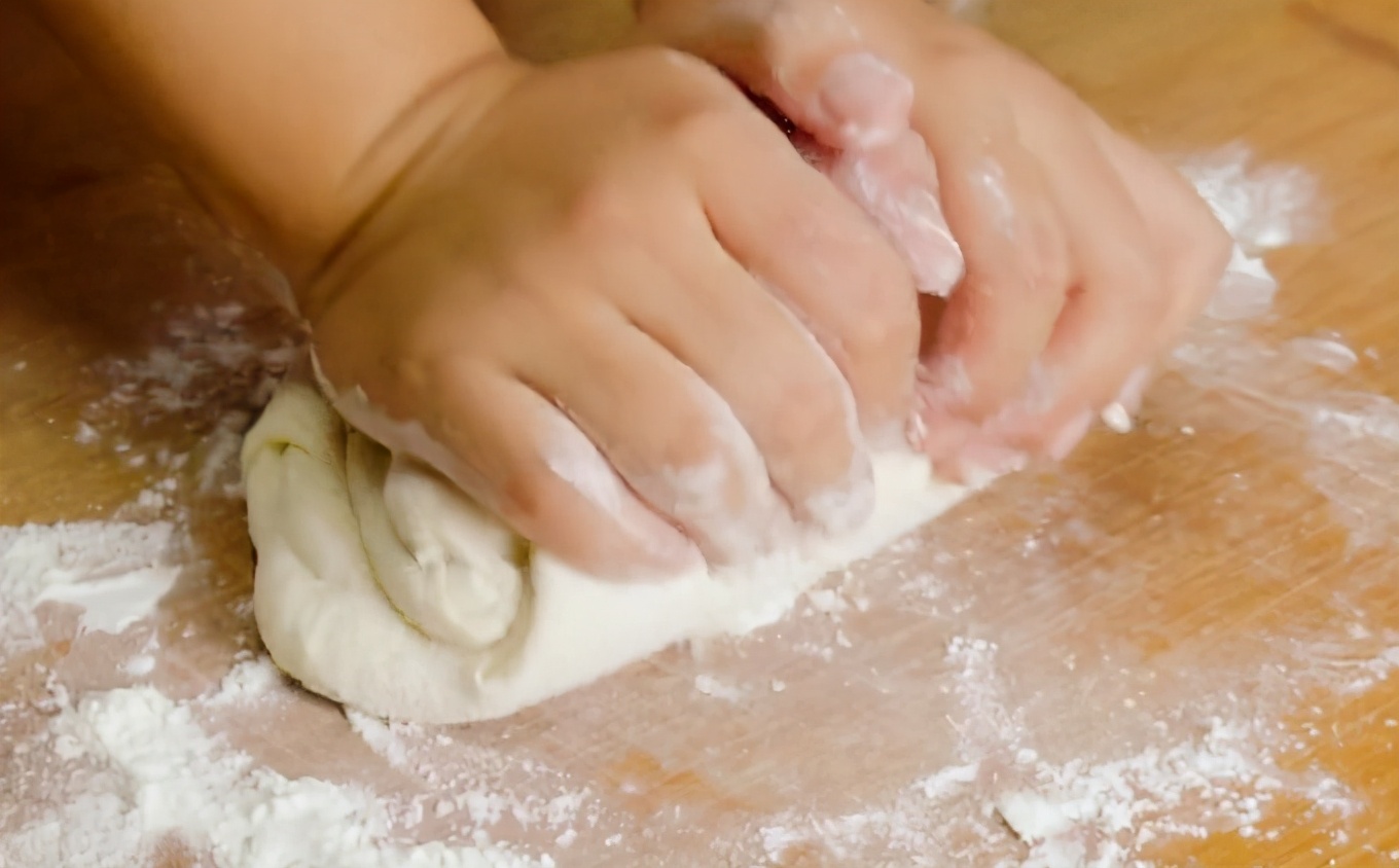 蒸的包子不立体容易塌陷怎么回事,做包子如何防止塌陷与回缩