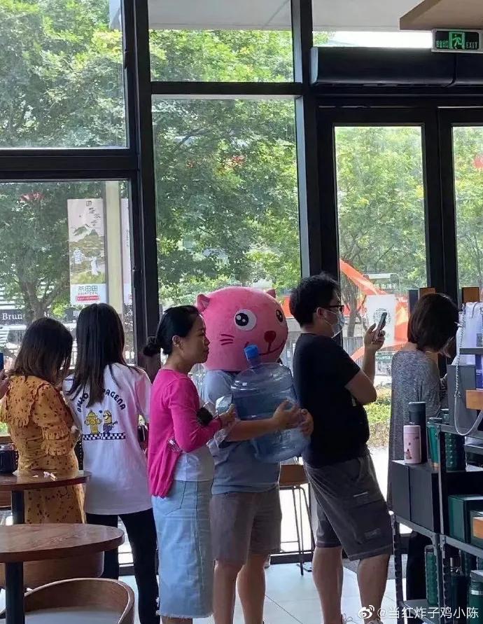 瀛︽牎涓轰簡鐪侀挶闄よ崏,瀛︽牎涓轰簡闄よ崏涓嶈姳閽卞吇浜嗕袱鍙緤