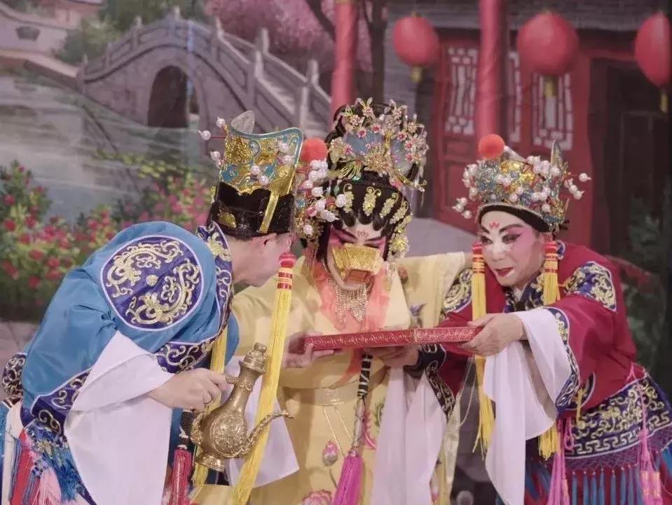 就在博罗园洲！这个比过年还热闹的节日，已有400年历史……