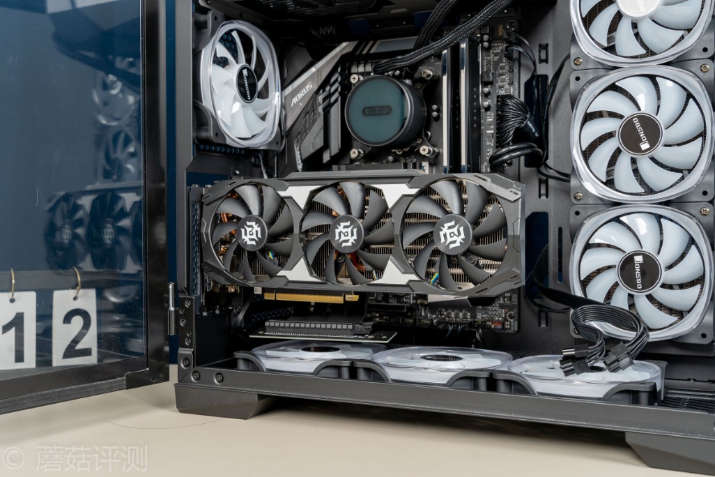 极速插拔，解锁更多使用姿势、ICYDock硬盘抽取盒PCI转M2评测