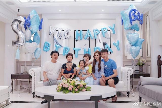 足球运动员张鹭老婆,国脚张鹭的主持人老婆