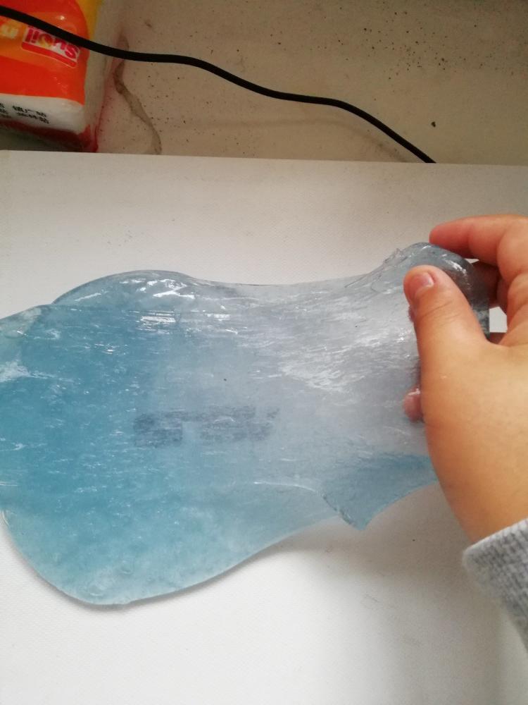 4岁儿子误吃砂炮，本科妈妈一招救了孩子，医生：有知识真好