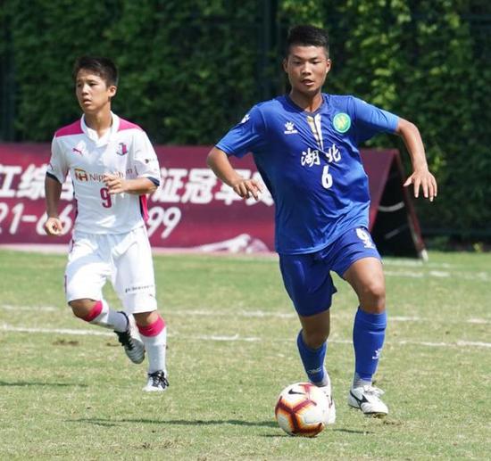 一样的人种，日本足球的技术为什么比中国好？