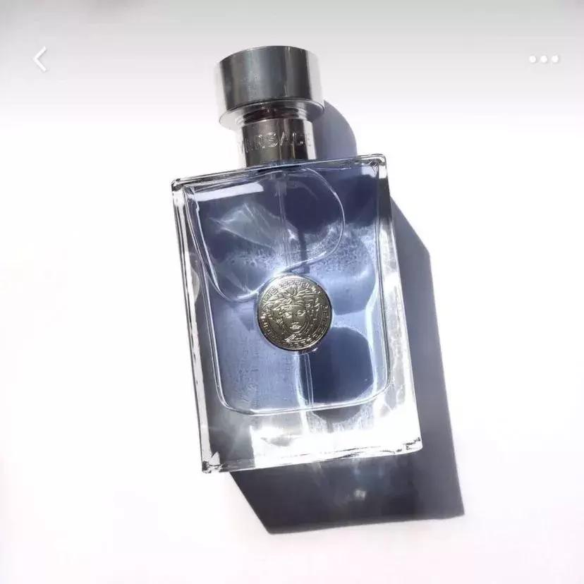 钟意美食：朋友，你今年份的香水被我承包了