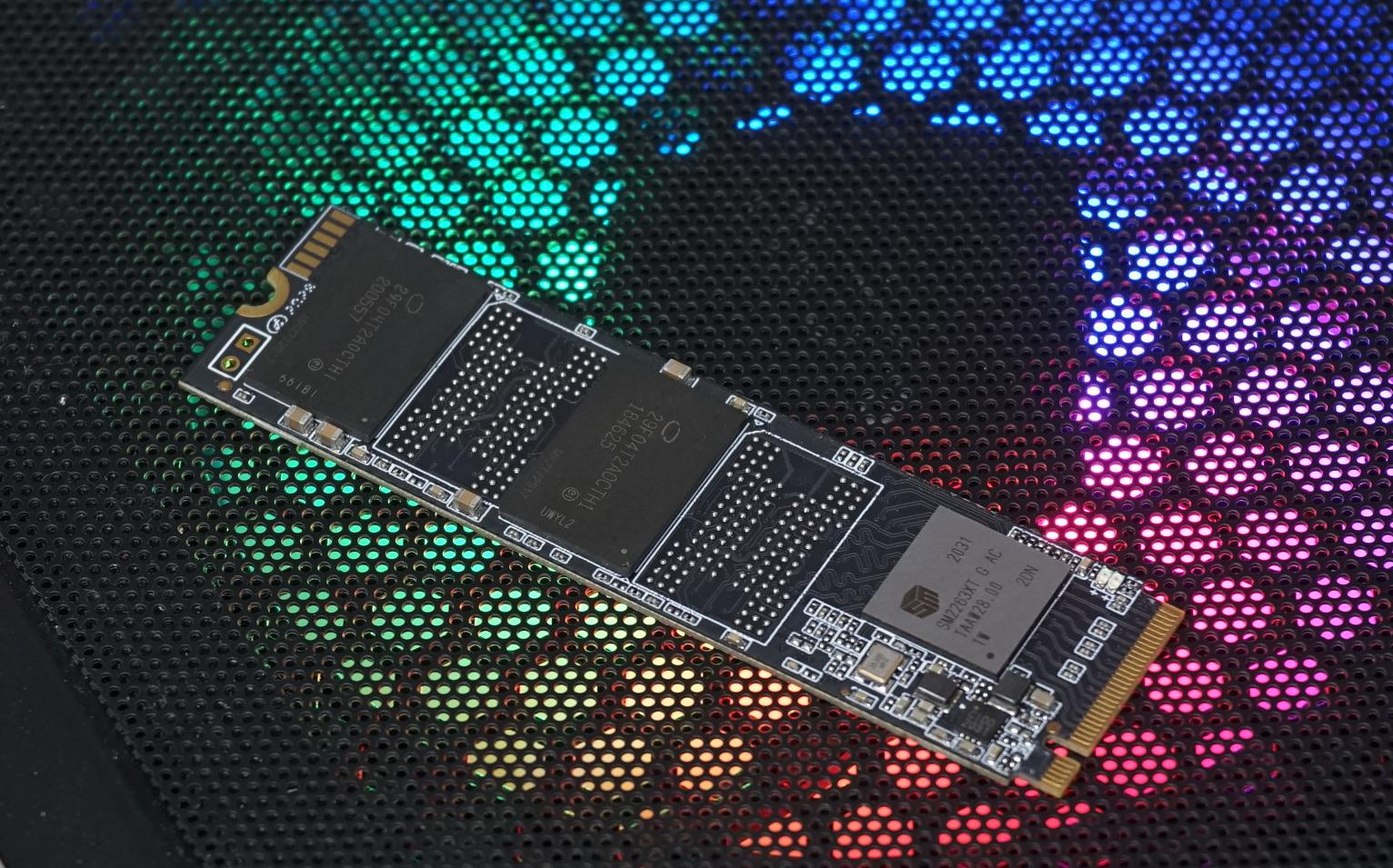 台电幻影np900,台电固态硬盘1t性能怎么样