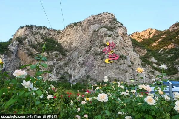 泡温泉玩水上滑梯,北京可以泡温泉又可以玩水上滑梯