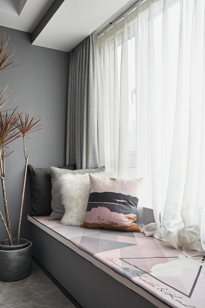 高级灰烟粉真的惊艳,高级灰烟粉撩人轻熟风