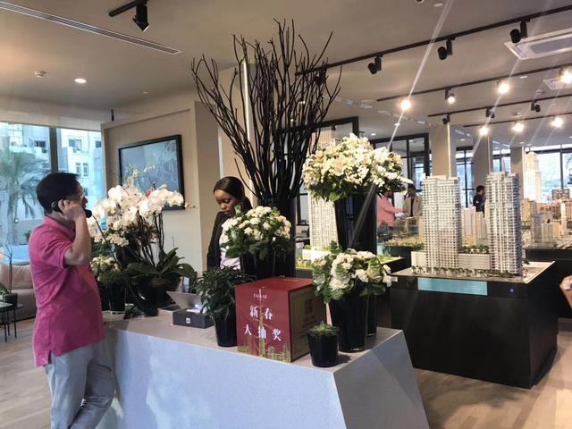 迪拜哈利法塔豪宅价格,迪拜300万房子