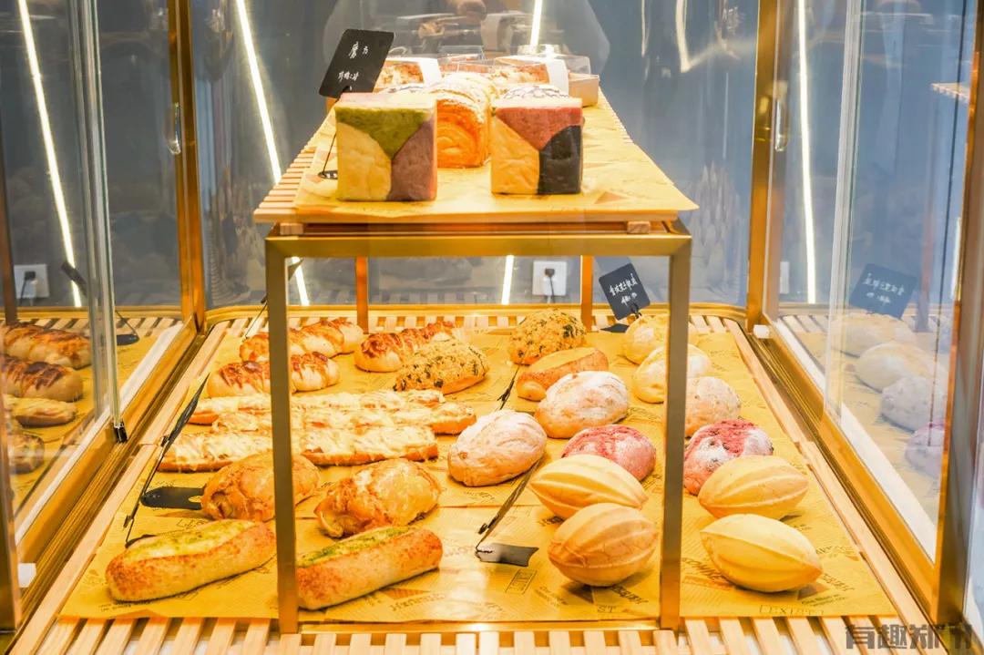 逛陈砦花卉,逛完街来杯温暖的奶茶