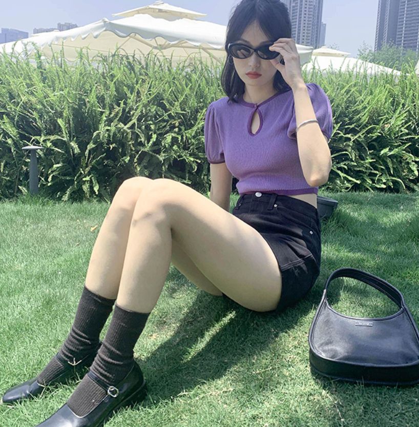 适合20-25岁女生的衣服店铺推荐,少女的衣柜