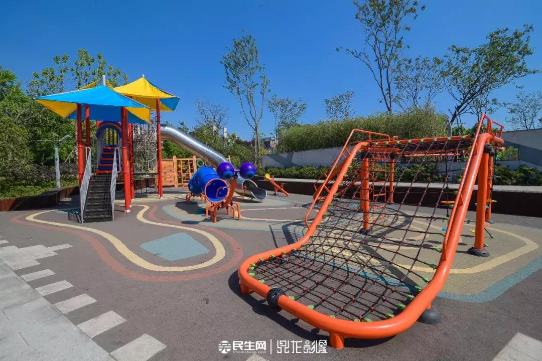 芜湖银湖公园在什么地方,芜湖银湖公园傍晚